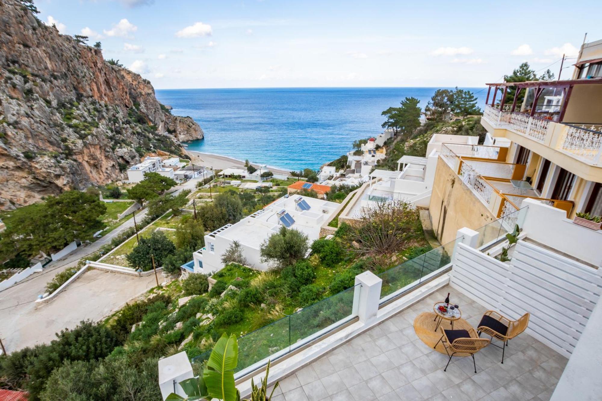 Yploui Suites Kárpatos Exterior foto